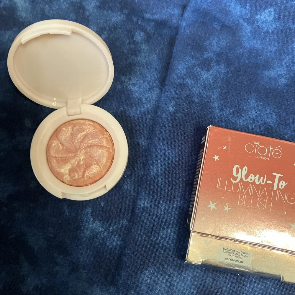 Ciate Glow-To Illuminating Blush ▪‎ DATE NIGHT ▪ 2.5g/.08oz- New In Box